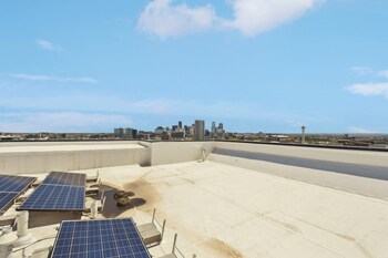 skyline penthouse espadin lohi