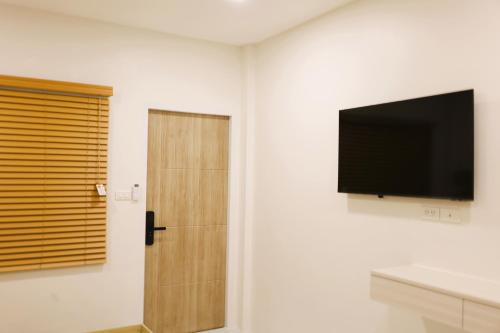 s p c apartment by brodderud