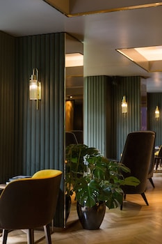 the athenaeum hotel and residences