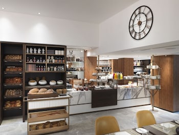 the athenaeum hotel and residences