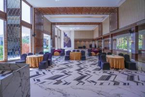 excel hotels and resorts corbett