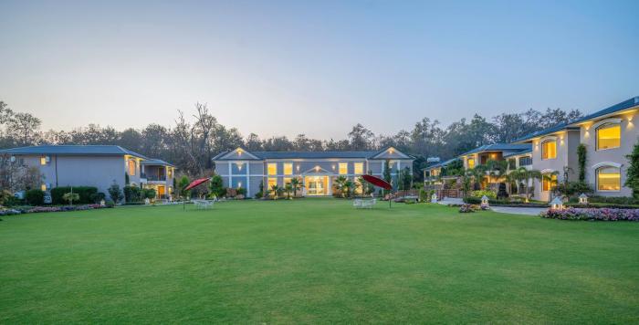 excel hotels and resorts corbett