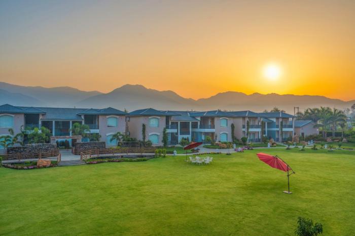 excel hotels and resorts corbett