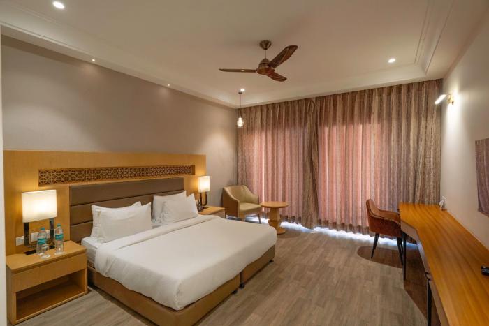 excel hotels and resorts corbett