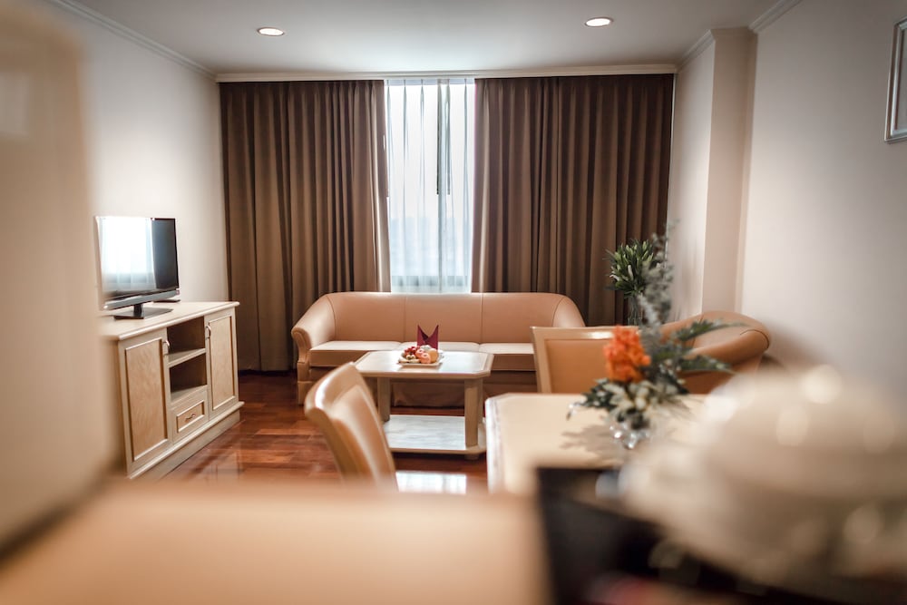 grand tower inn rama vi hotel