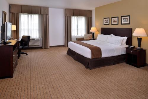 holiday inn madison at the american center by ihg