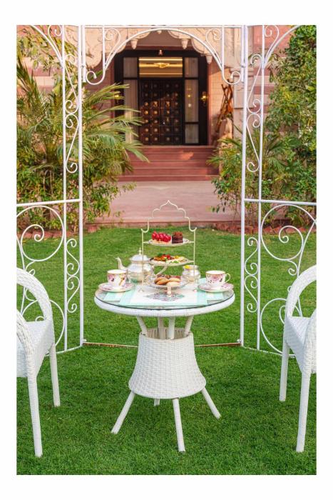 ama stays and trails rang mahal jaipur