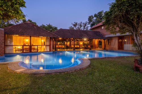 ama stays and trails lily pad kumarakom