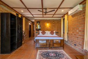 ama stays and trails lily pad kumarakom