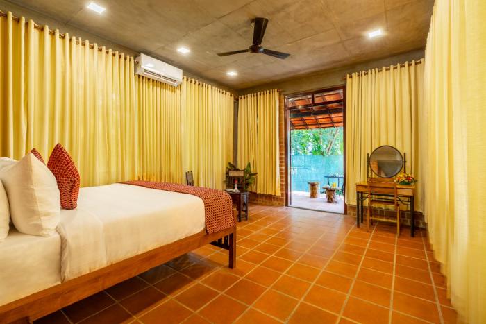 ama stays and trails lily pad kumarakom