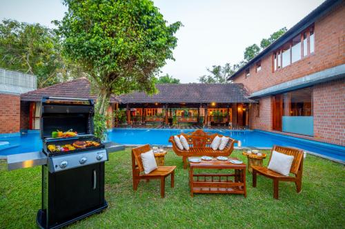 ama stays and trails lily pad kumarakom