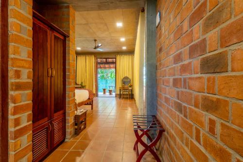 ama stays and trails lily pad kumarakom