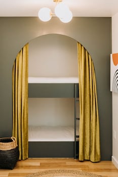 hotel beatnik