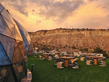 Clear Sky Resorts- Bryce Canyon Unique Stargazing Domes,,4 star