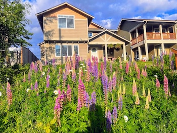 Central Tacoma Homestay -Private Room-,1511 S Washington St,5 star