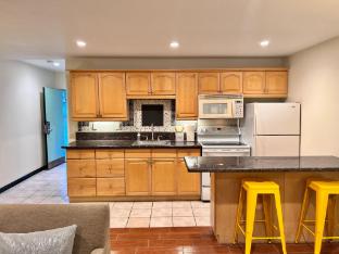 palm desert suites