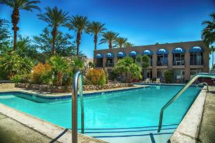 palm desert suites