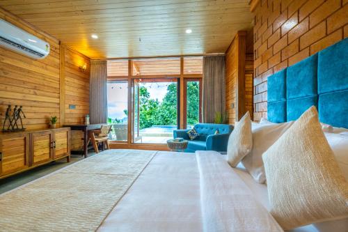 ama stays and trails the malabar villa hibiscus kozhikode