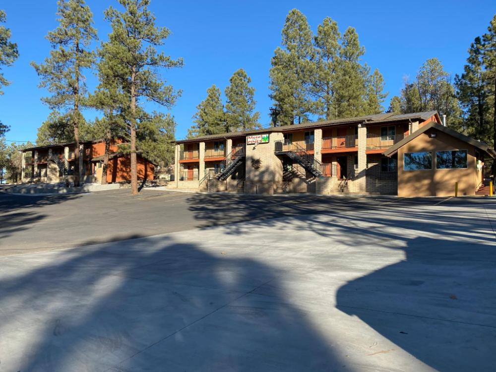 motel in the pines