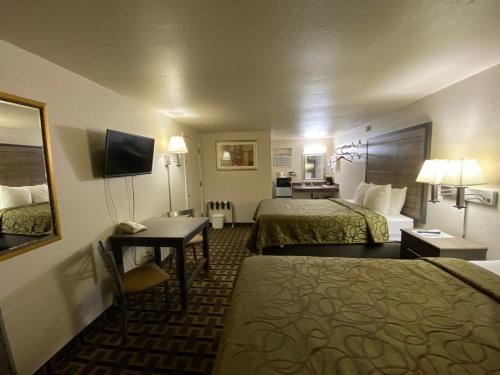 motel in the pines