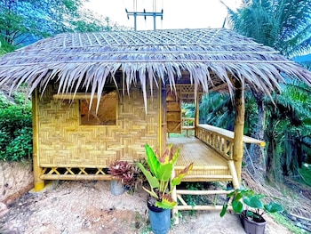 amornkeeree khao sok camping