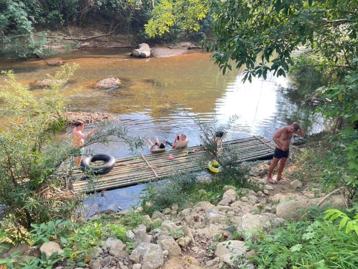 amornkeeree khao sok camping