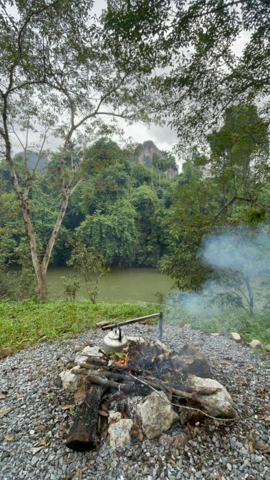 amornkeeree khao sok camping
