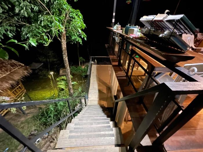amornkeeree khao sok camping
