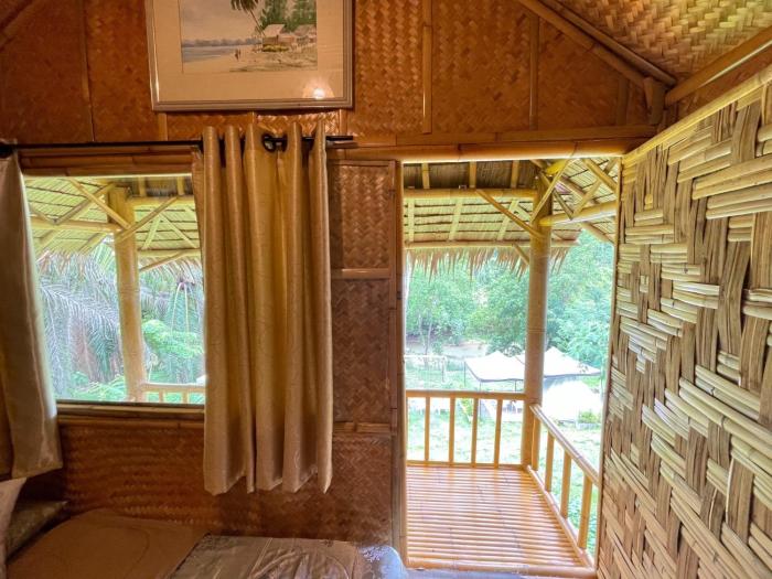 amornkeeree khao sok camping