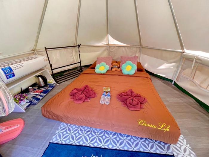 amornkeeree khao sok camping