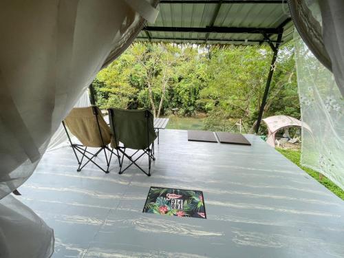 amornkeeree khao sok camping