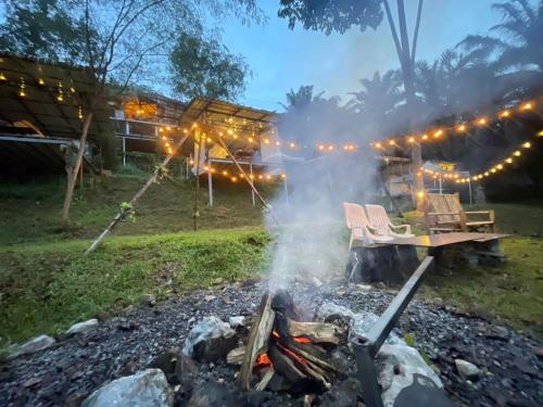 amornkeeree khao sok camping