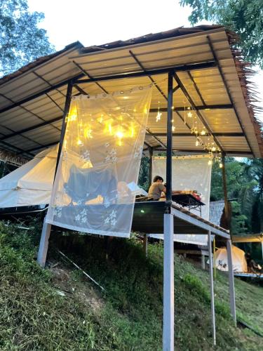 amornkeeree khao sok camping