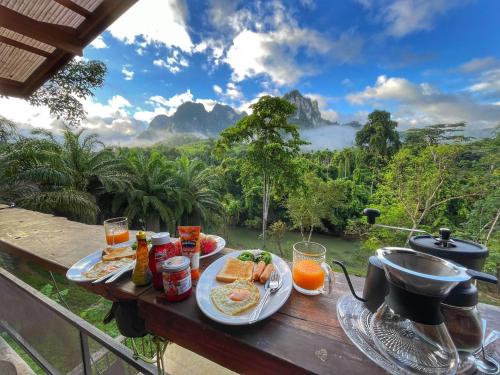 amornkeeree khao sok camping