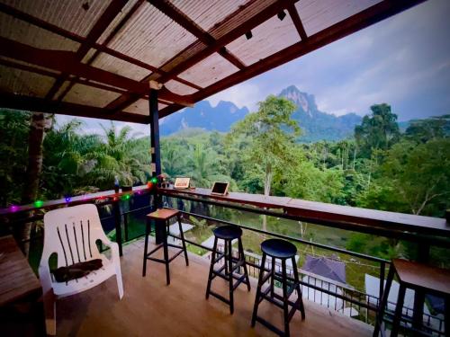 amornkeeree khao sok camping