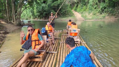 amornkeeree khao sok camping
