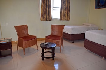 grand melanesian hotel