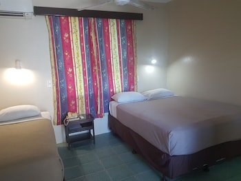 grand melanesian hotel