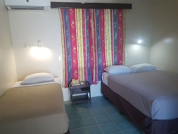 grand melanesian hotel