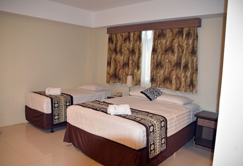 grand melanesian hotel