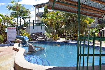 grand melanesian hotel