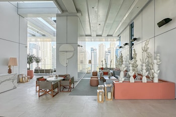 Modern 2Br Highfloor Haven - Vida Marina,,5 star