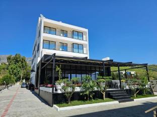 Kaan Hotel,,2 star