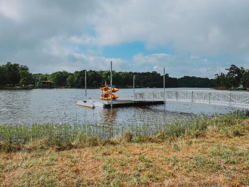 Starlight Haven Weiss Lake,720 County Rd 199,4 star
