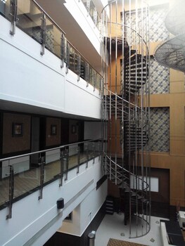 hotel pitrashish pride delhi igi airport