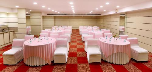 hotel pitrashish pride delhi igi airport