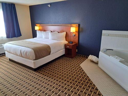 crossroads hotel