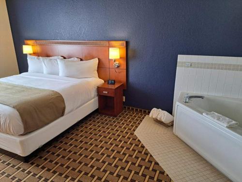 crossroads hotel