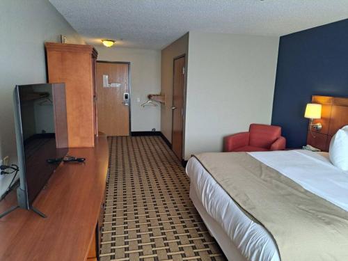 crossroads hotel