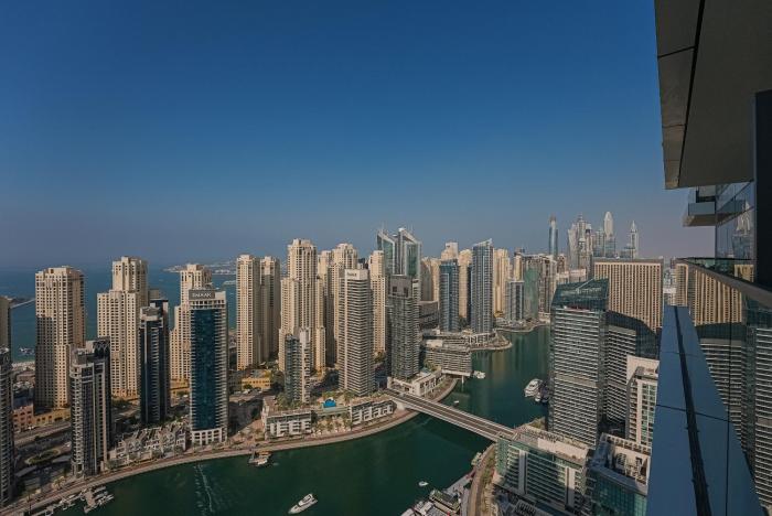 new luxe 3br vida marina great views